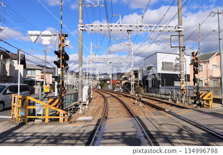 阪急箕麵線櫻井站和牧之池站之間的軌道和交叉路口 134996798