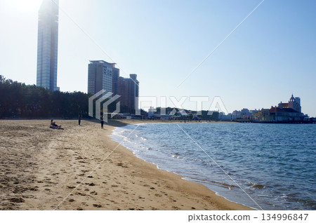 福岡縣佐原區「桃地海濱公園」的大海和沙灘_36 福岡縣佐原區「桃地海濱公園」的大海和沙灘_36 134996847