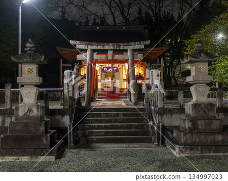 元旦當天,稻荷神社大門敞開。 元旦當天,稻荷神社大門敞開。 134997023