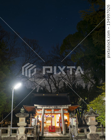 元旦當天,稻荷神社大門敞開。 元旦當天,稻荷神社大門敞開。 134997026