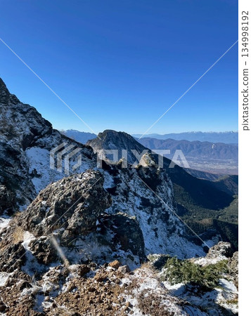 山 134998192