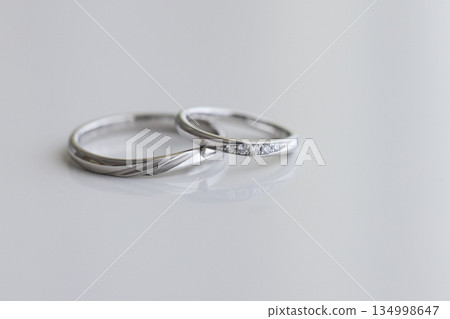 Engagement rings and wedding rings 134998647