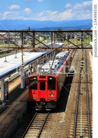 會津若松站“快速會津山特快” 134999500