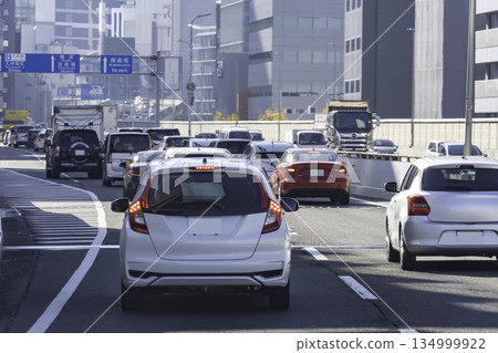 423號公路新禦堂筋段早高峰交通壅塞圖片 134999922