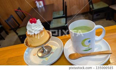 Retro pudding and hot matcha au lait Retro pudding and hot matcha au lait 135000585
