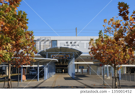 Honshi-Bisan Line Kojima Station in autumn 135001452