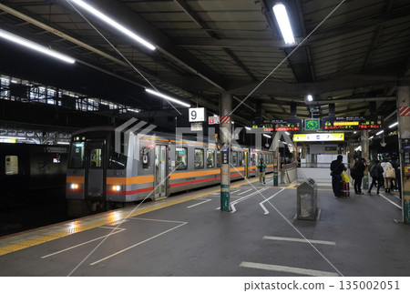 Kiha 120 on the Tsuyama Line stopping at Okayama Station at night Kiha 120 on the Tsuyama Line stopping at Okayama Station at night 135002051