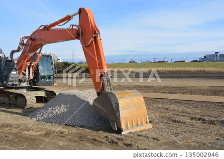 Construction machine at civil engineering construction site Construction machine at civil engineering construction site 135002946