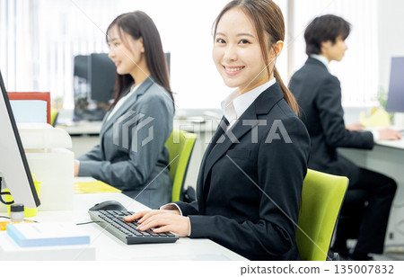 Office businessmen Office businessmen 135007832