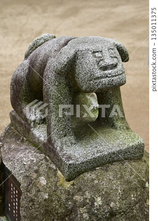 Morioka Tenmangu Shrine, home to the unique-looking lion dogs 135011375
