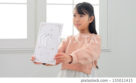 Report card family image 135011415