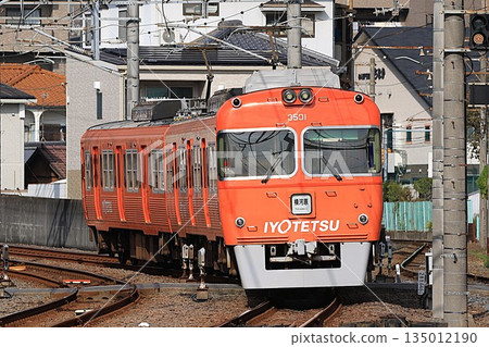 [伊予鐵道] 3000系（高濱線：古町站） 135012190