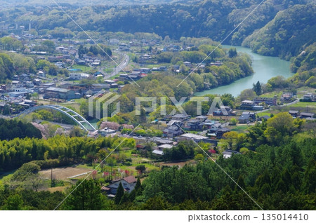 Spring view from Mt. Kanao in Yorii 135014410