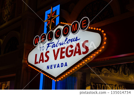 The Las Vegas sign in Paradise, Las Vegas 135014734