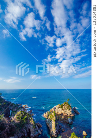 鳥取縣岩見町,山陰海岸海洋公園,白原海灘 鳥取縣岩見町,山陰海岸海洋公園,白原海灘 135014883