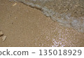 一個海灘 135018929