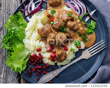 swedish meatballs with mashed potatoes and gravy 135022556