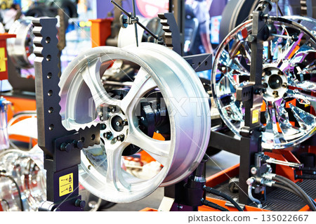 Stand for straightening alloy car disk Stand for straightening alloy car disk 135022667