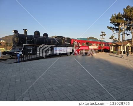 waves breaking on the rocks waves breaking on the rocks 135029765