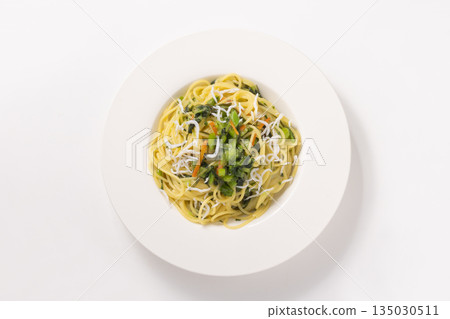 Nozawana kelp, whitebait, pasta Nozawana kelp, whitebait, pasta 135030511