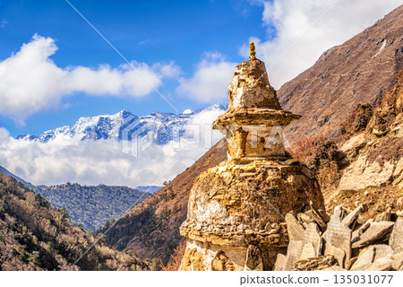 Himalayan mountains landscape on the trail between Pheriche and Namche Bazaar in Nepal. 135031077