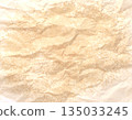 帶有污漬的皺紙紋理背景材料 135033245