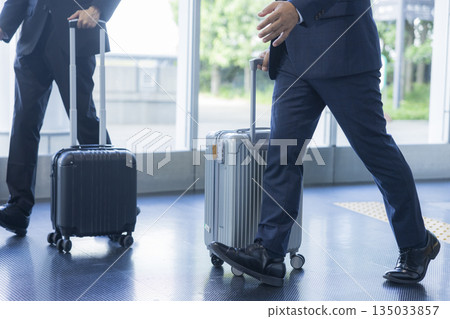 行走的商人 135033857