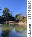 神社內有池塘 135036080