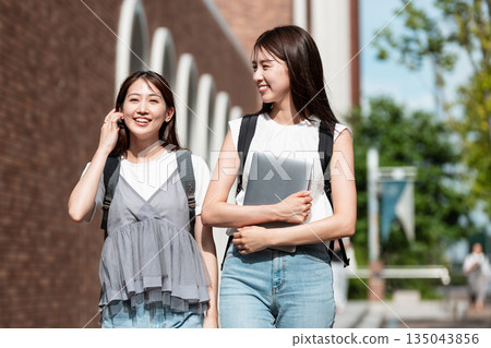 大學生通勤校園生活 135043856