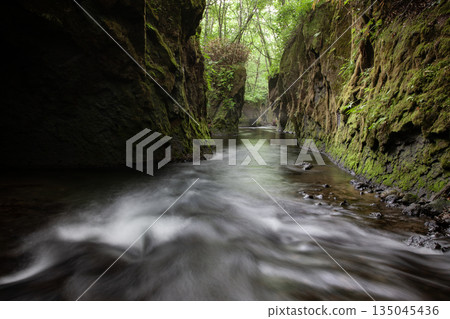 塔魯梅加羅的神秘山谷 135045436