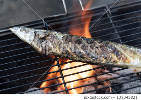 秋天香魚的燒烤 135045821