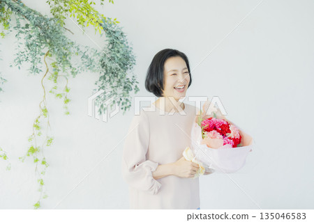 一束的女人 135046583