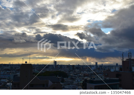 日落時分名古屋市南部的景色 135047466