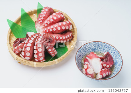 Vinegared octopus and boiled octopus Vinegared octopus and boiled octopus 135048737
