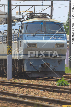EF66 waiting to be dismantled 135049639