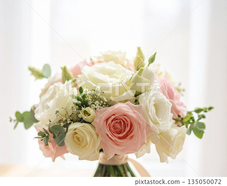 White bouquet White bouquet 135050072