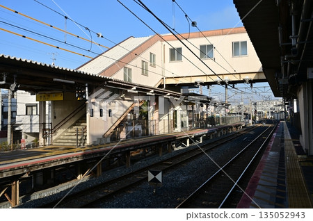Obaku Station Nara Line platform 135052943