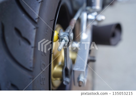 可愛的摩托車輪胎氣門帽 135053215