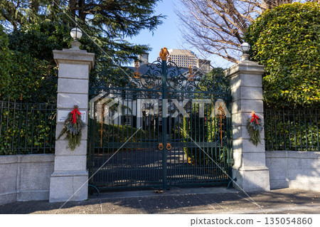 Embassy of the Kingdom of the Netherlands in Japan 135054860