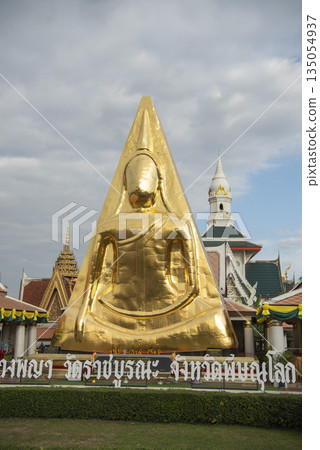 THAILAND PHITSANULOK WAT PHRA NANG PHAYA AMULET BUDDHA THAILAND PHITSANULOK WAT PHRA NANG PHAYA AMULET BUDDHA 135054937