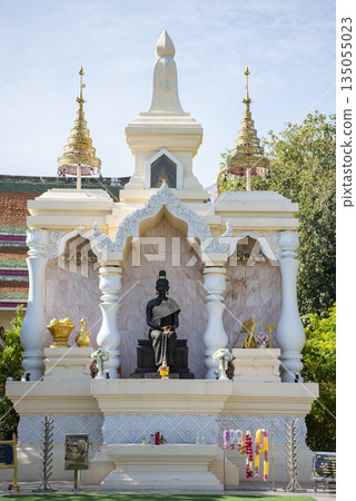 THAILAND PHITSANULOK WAT CHAN TAWAN TOK MONUMENT 135055023