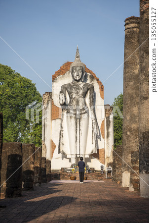 THAILAND PHITSANULOK WAT WIHAN THONG CHAN PALACE 135055127