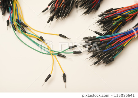 Connecting wires for experimental electronics. Papa-papa type wires. Jumpers wires. Connecting wires for experimental electronics. Papa-papa type wires. Jumpers wires. 135056641