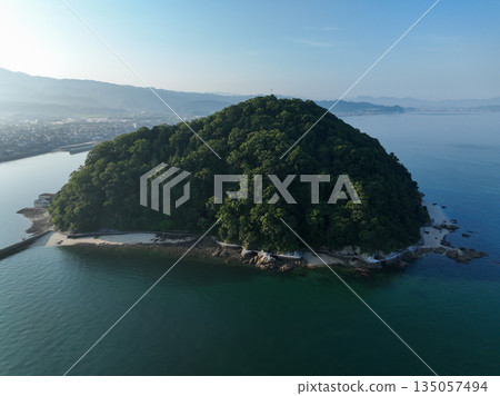 愛媛郡松山市鹿島的清晨景色 愛媛郡松山市鹿島的清晨景色 135057494