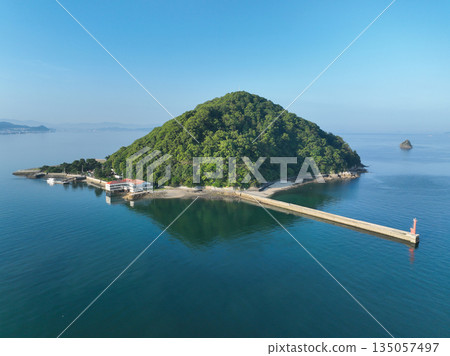 愛媛郡松山市鹿島的清晨景色 愛媛郡松山市鹿島的清晨景色 135057497