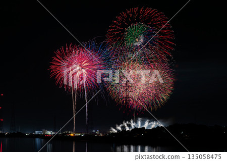 Scenes from the Atsumi Peninsula Fireworks Festival in Tahara City (Aichi Prefecture) Scenes from the Atsumi Peninsula Fireworks Festival in Tahara City (Aichi Prefecture) 135058475