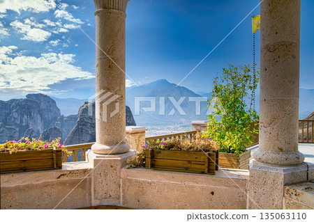 Monastery of Varlaam on a sunny day with view on the landscape Monastery of Varlaam on a sunny day with view on the landscape 135063110