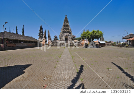 Pura Ulun Danu Batur temple on Bali Pura Ulun Danu Batur temple on Bali 135063125