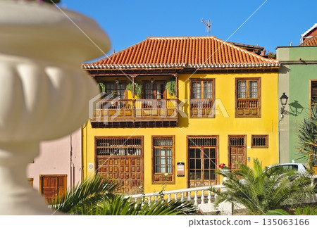 Antique house in La Orotova Tenerife with wooden balcony Antique house in La Orotova Tenerife with wooden balcony 135063166