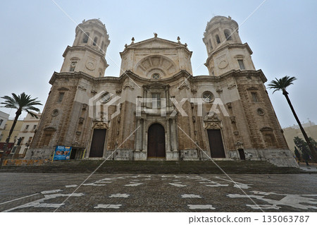 Catedral de Cadiz and main square in October 135063787